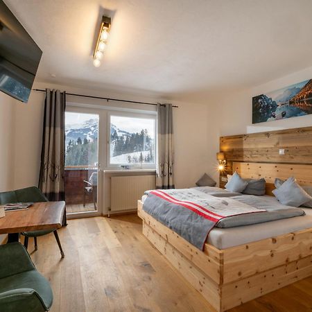Hotel Berghof Haselsberger à St. Johann in Tirol Extérieur photo