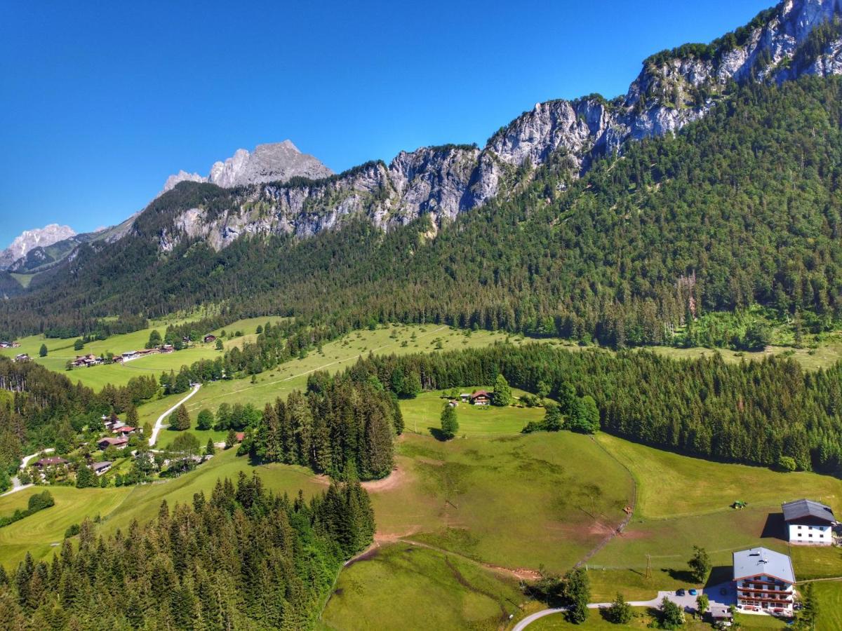 Hotel Berghof Haselsberger à St. Johann in Tirol Extérieur photo