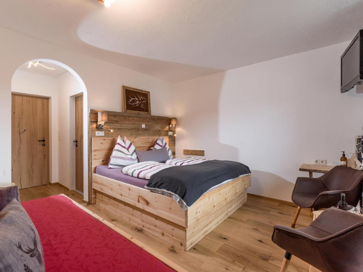 Hotel Berghof Haselsberger à St. Johann in Tirol Extérieur photo