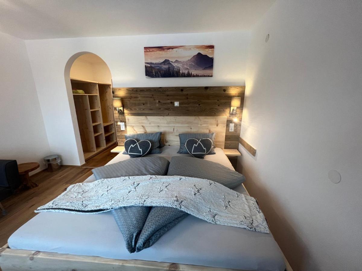 Hotel Berghof Haselsberger à St. Johann in Tirol Extérieur photo