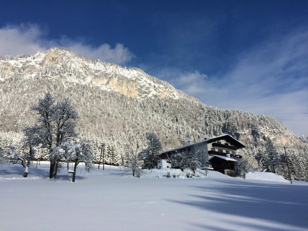 Hotel Berghof Haselsberger à St. Johann in Tirol Extérieur photo