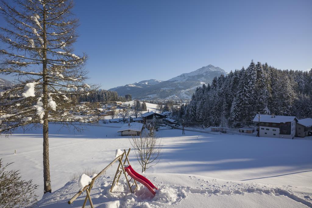 Hotel Berghof Haselsberger à St. Johann in Tirol Extérieur photo