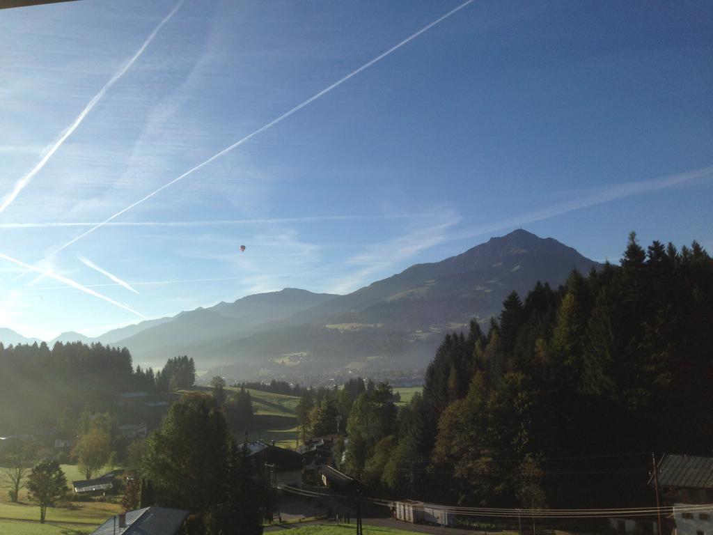Hotel Berghof Haselsberger à St. Johann in Tirol Extérieur photo